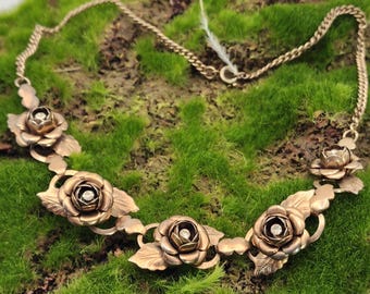 Early Unsigned CORO Cabbage Rose Choker Necklace Collectible 1940's Jewelry