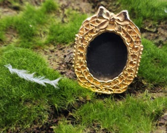 Vintage Gold Tone Ornate Bow Portrait Brooch – Pewter Picture Frame Pin