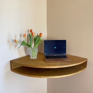 Estante flotante de esquina de madera: organizador de pared de dos niveles