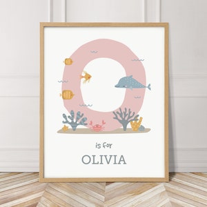 Impressão personalizada do nome do bebê do oceano em rosa, letra do mar personalizada