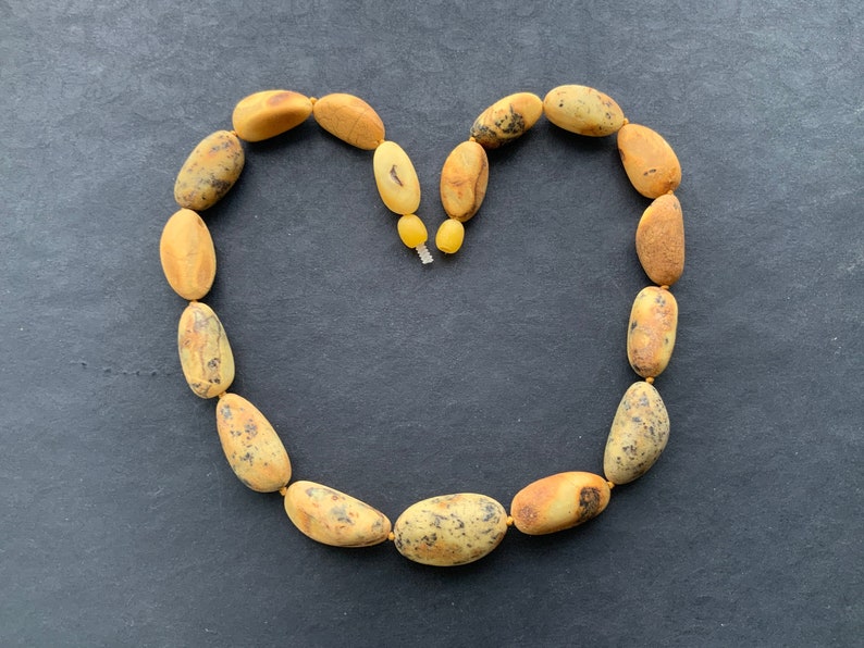Old matte amber necklace,amber necklace,unpolished,amber,beads,milky,butterscotch,ambe necklace,raw,unpolished,unisex,amber,healing necklace