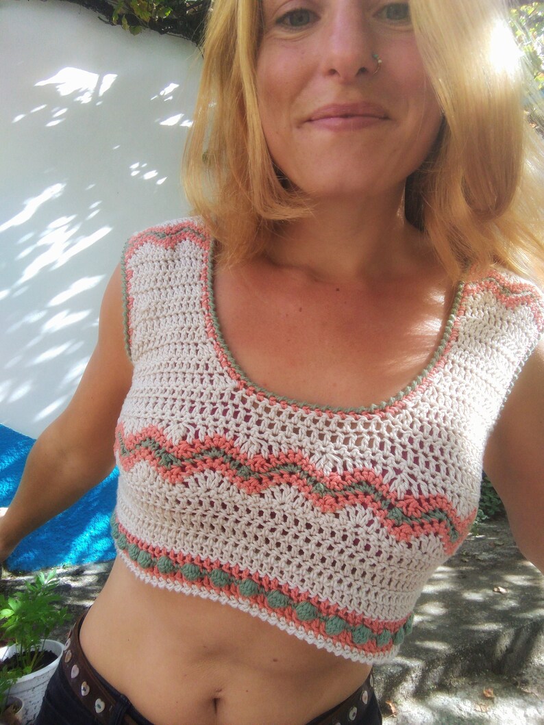 Crochet Pattern, PDF Digital Download, Pico Crop Top, Intermediate Crochet Pattern, Summer Crop Top, Customisable Crochet Design image 3