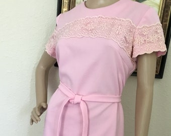 60’s Vintage Pink With Lace Shirt Dress