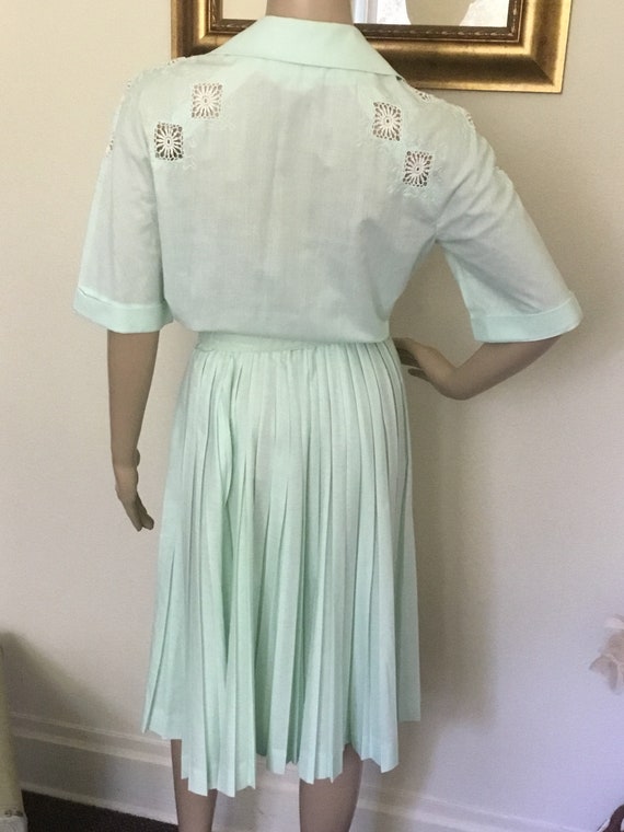 60’s Vintage Mint Green Retro Embroidered Cutout … - image 5