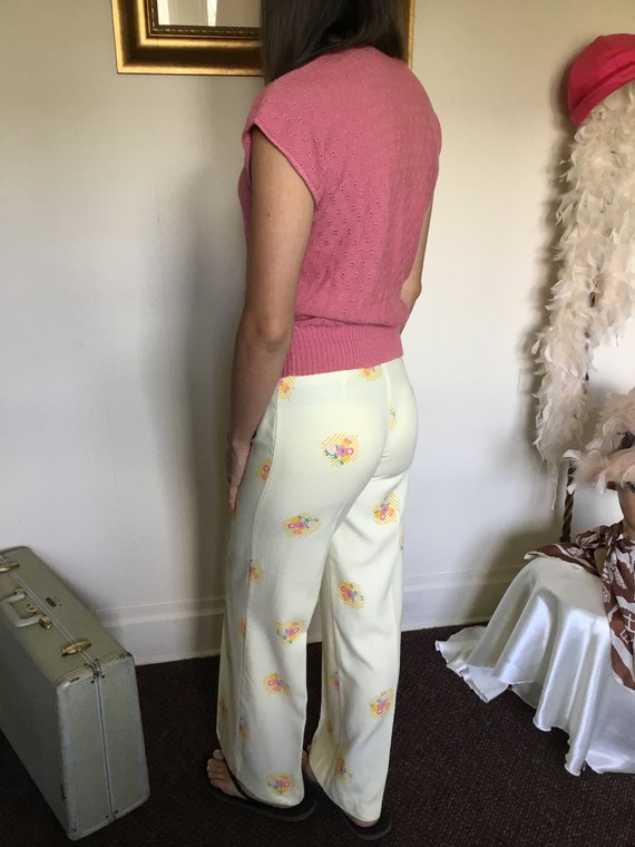 70's Vintage Yellow Hippie Pink Floral Hi-Waist B… - image 5