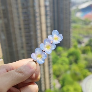 Flower hairpin,Blue Flower,Myosotis sylvatica Resin flower hairpin,Real flower hairpin,resin flower hairpin,pressed flower hairpins for her