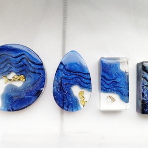 Resin Terrace Necklace,island pendant,ocean necklace,sea necklace,blue starry jewelry,Personalized Resin Terrace Jewelry,flower fields gifts