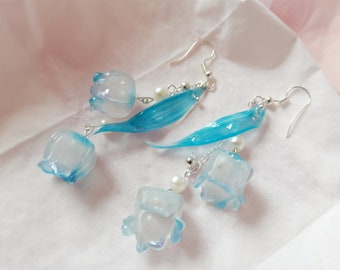 Lily of the valley dangle earrings,Teal flower dangle earring,Real flower earrings,floral earring,dry flower earrings,pressed flower jewelry