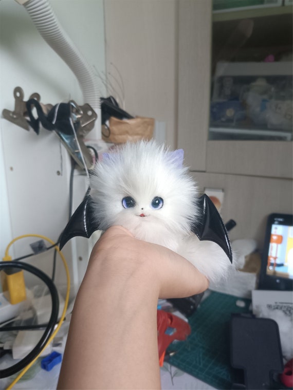 妖精猫さん白コウモリバージョン