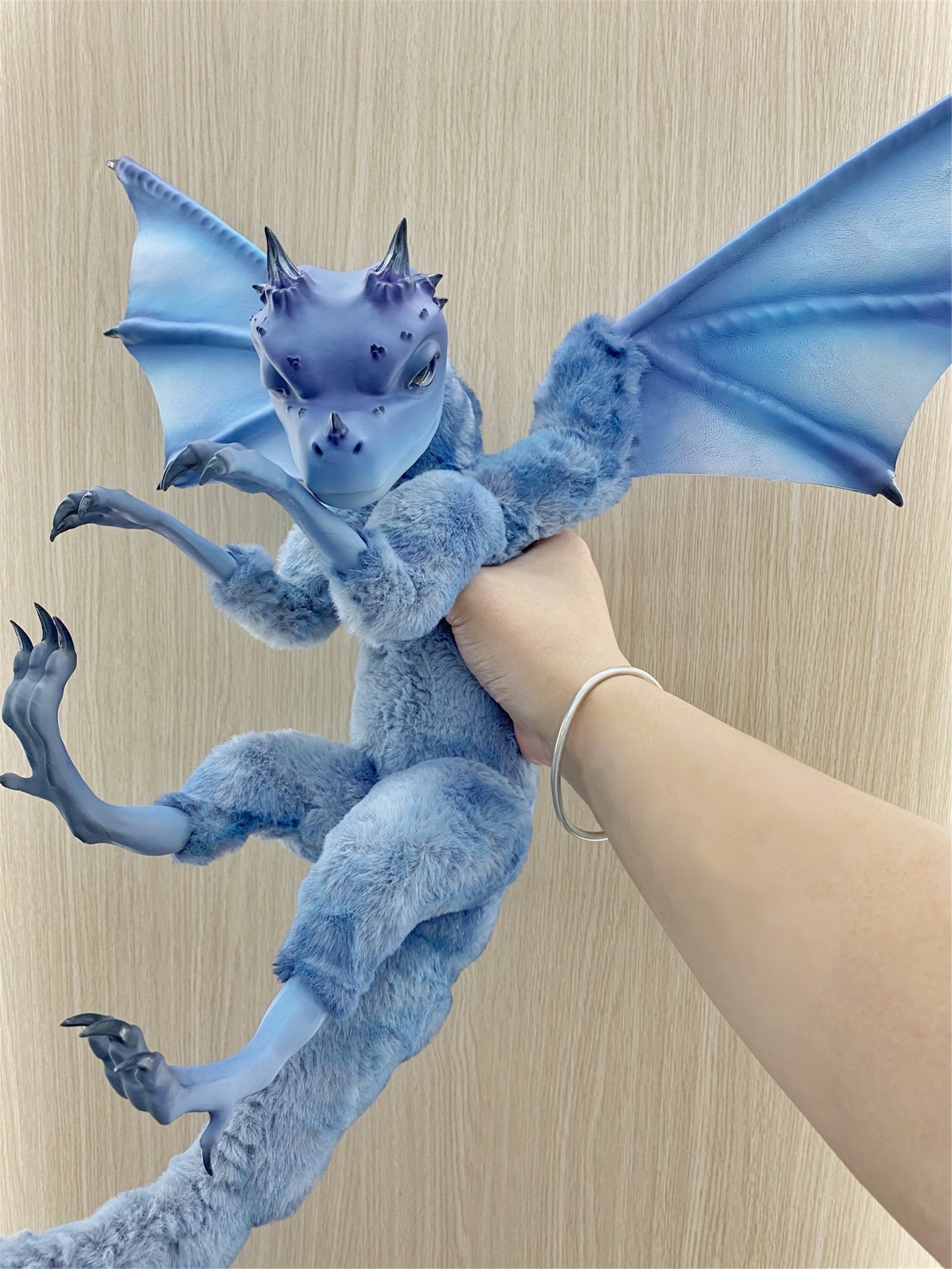 カスタムホワイトドラゴン人形、オリジナルデザインのドラゴン干支