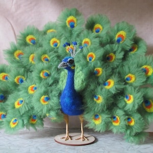 Pfau Pfau-Symbol der Schönheit Filz Pfau gefilzt Vogel