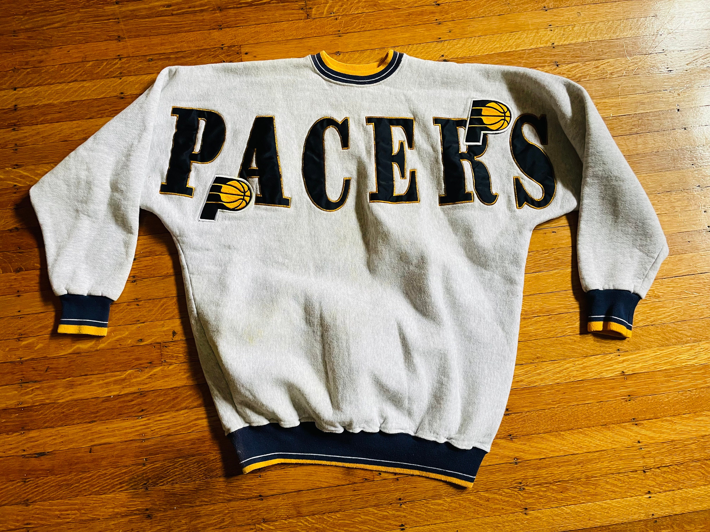 Indiana pacers - Ugly Christmas Sweater' Men's T-Shirt