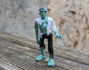 1992 #8 Zombie 3.75&quot; PVC Figure Yolanda Monsters Spanish Super Monstruos Horror Halloween