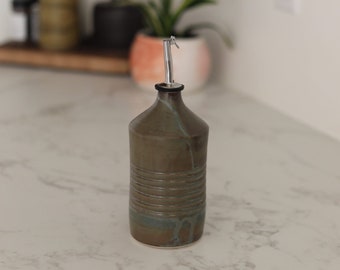 Pepo Ceramics Groove Oil Bottle- smoke green