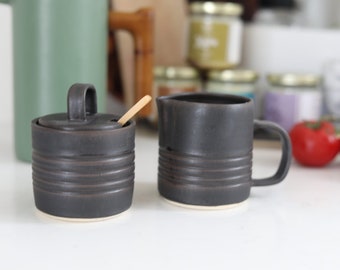 Pepo Ceramics Groove Cream + Sugar Set - wrought iron black