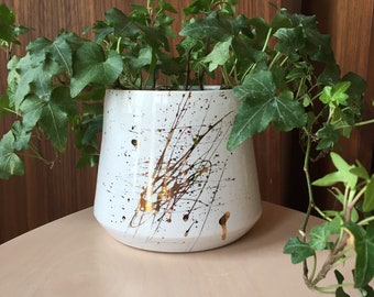 Pepo Ceramics 22k Gold Splatter Planter - gloss white glaze, 22k gold luster