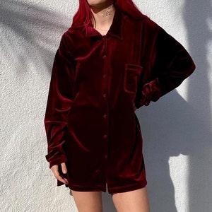 Vintage 90s Velvet Oversized Button Up Shirt, Goth Long Sleeve Blouse, Burgundy Blouse, Cold Weather Top, Velvet Top, Y2K Blouse, Size XL
