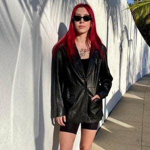 Vintage Leather Jacket, 90s Minimalist Leather Coat, Womens Classic Black Leather Blazer, 1990s Black Leather Jacket, Size 8