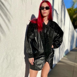 Oversized Vintage 80 Leather Coat, G-III Black Leather Embossed Jacket, 1980s Leather Coat, Genuine Leather Blazer, Small