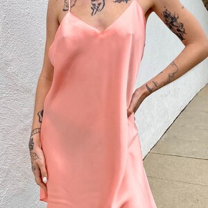 Vintage 90s/Y2K Pink Satin Slip, Slip Dress, Vintage Lingerie, Satin Slip, Satin Dress, Y2k Dress, 90s Slip, Minimalist Dress, Size Medium image 2