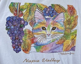 Vintage 80s/90s Cat T-Shirt Nightgown, Napa Valley Tourist T-shirt with Cat and Grapes, Claudia Sanchez "ClassiCats", Made in USA