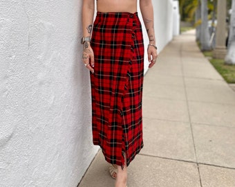 Vintage 90s Red Plaid Maxi Skirt, 1990s Plaid Skirt, Wrap Skirt, Long Skirt, 90s Grunge Skirt, Vintage Skirt, Vintage Plaid Skirt, Size 7