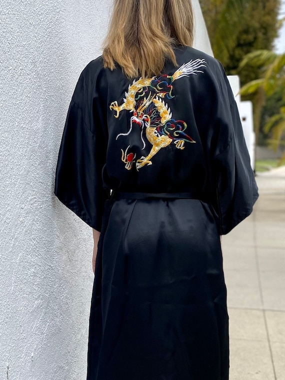 vintage dragon robe black - Gem