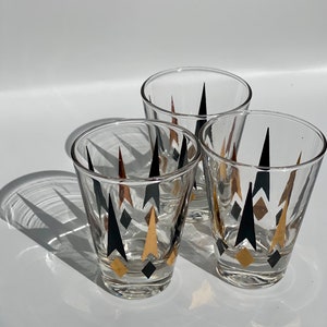 Vintage Anchor Hocking Golden Peaks MCM Atomic Glasses, Set of 3, Tall Shot Glasses, Mid Century Barware, Golden Peaks Glasses image 4