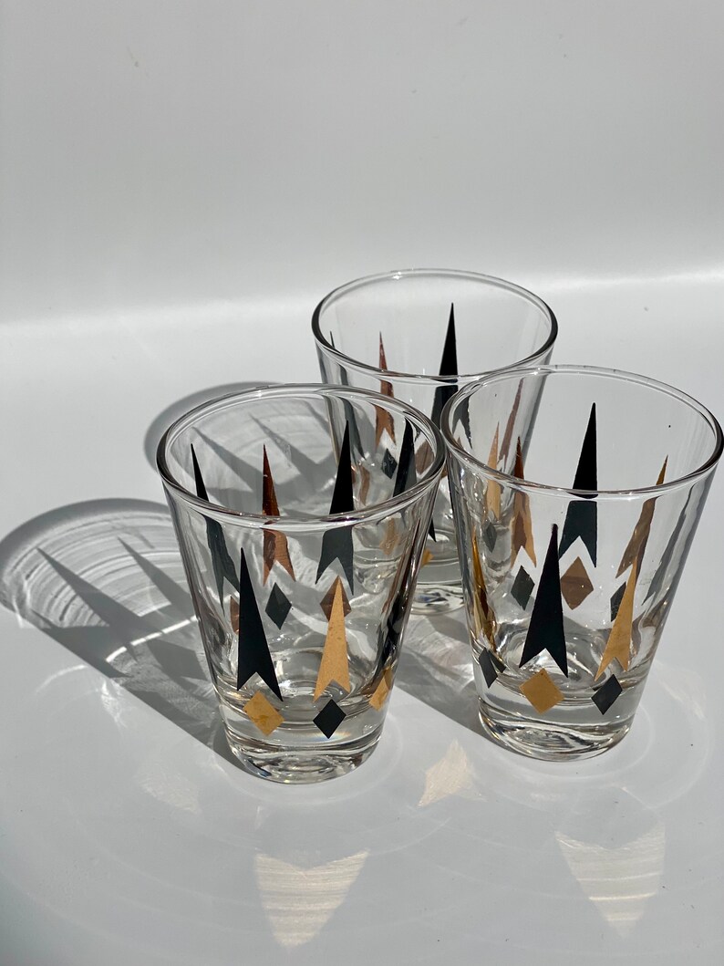 Vintage Anchor Hocking Golden Peaks MCM Atomic Glasses, Set of 3, Tall Shot Glasses, Mid Century Barware, Golden Peaks Glasses image 4