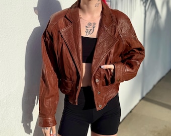 福*様 vtg 80s short leather bomber jacket Vintage 80s Chic RED Leather Oversized Short Retro Bomber