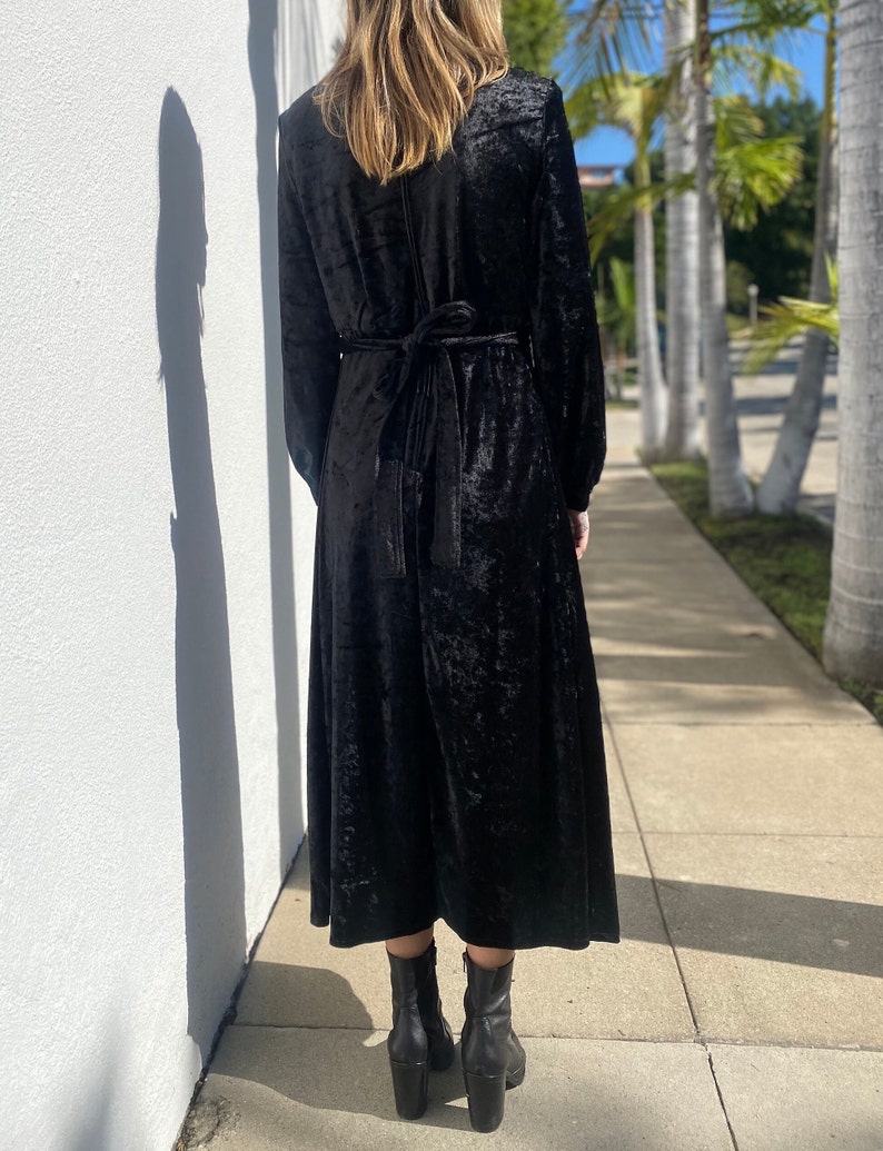 Vintage 90s Black Crushed Velvet Dress, Grunge Long Sleeve Dress, Black Velvet Dress, Velvet Midi Dress, Vintage Dress, Vintage Velvet, Med image 6