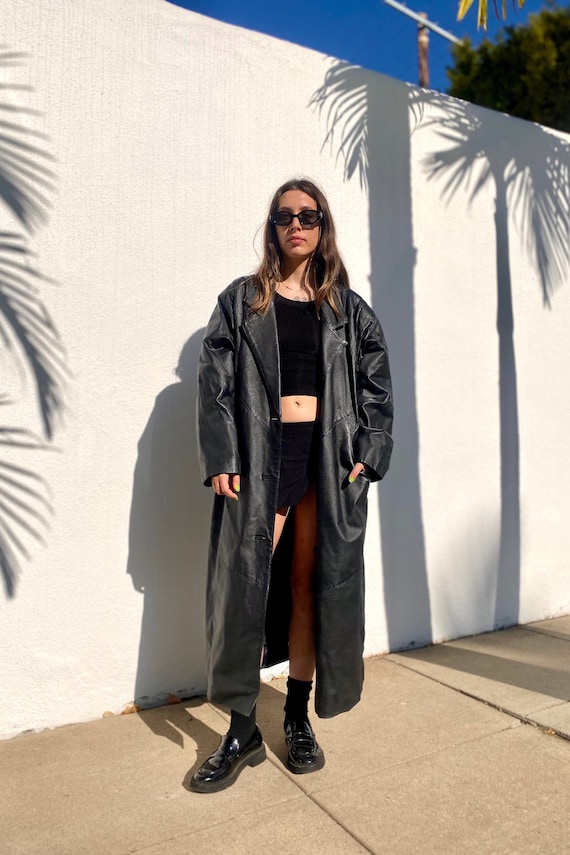 Vintage Long Leather Trench Coat, Early 90s Minimalist Black Vintage Long Leather Trench Coat, Early 90s Minimalist Black