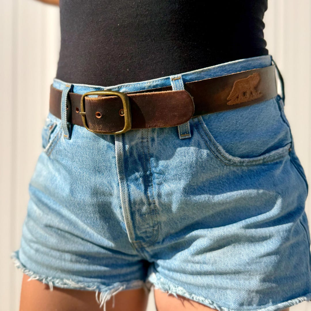 Vintage 70s 80s Brown Leather Alaska Belt – Stamped Wolves  display picture 1