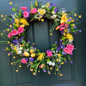 Summer Floral Gardens Wreath, flowers, buttercups, door decor