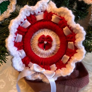 Christmas wreath ornaments set of 4, crochet image 6