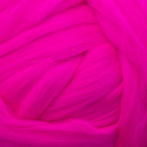 MAGENTA Merino Top Wool, Hot Pink Wool Roving, Combed Top, Spinning, Felting, Weaving