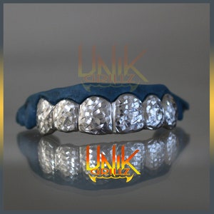 Custom Grillz with UNIK FreeStyle Cut