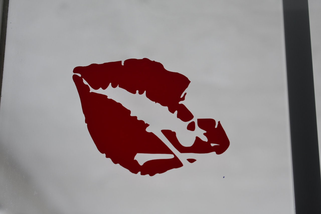 Smooch Kiss Lipstick Hot Lips Vinyl Decal // Sticker Choose Color /& Size