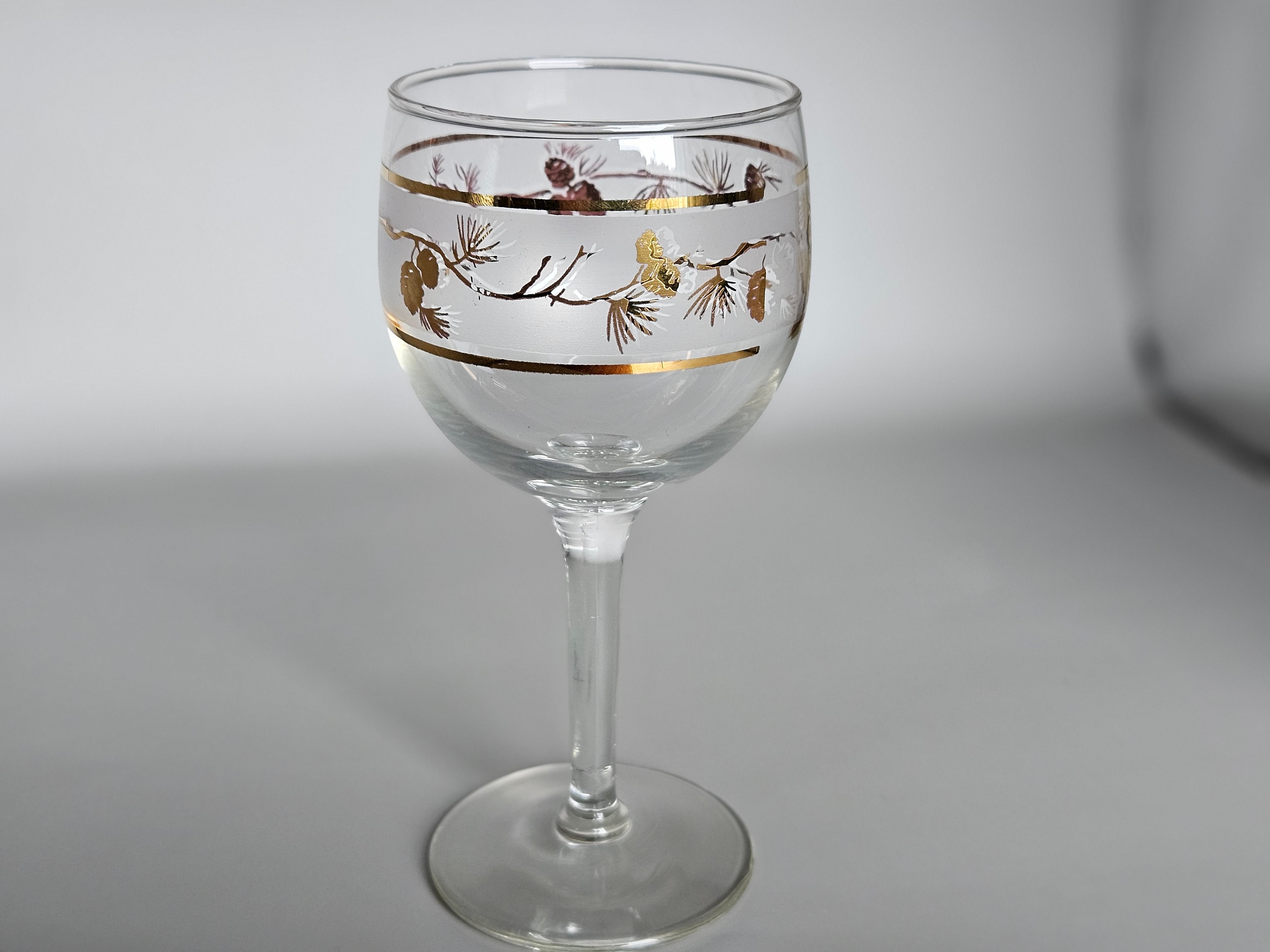 Pinecone Stemless Wine Glasses, Set of 4 - Farmhouse - Wine Glasses - by  Susquehanna Glass Company
