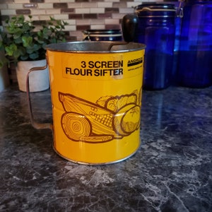 Vintage Androck Flour Sifter Yellow 3 Screen