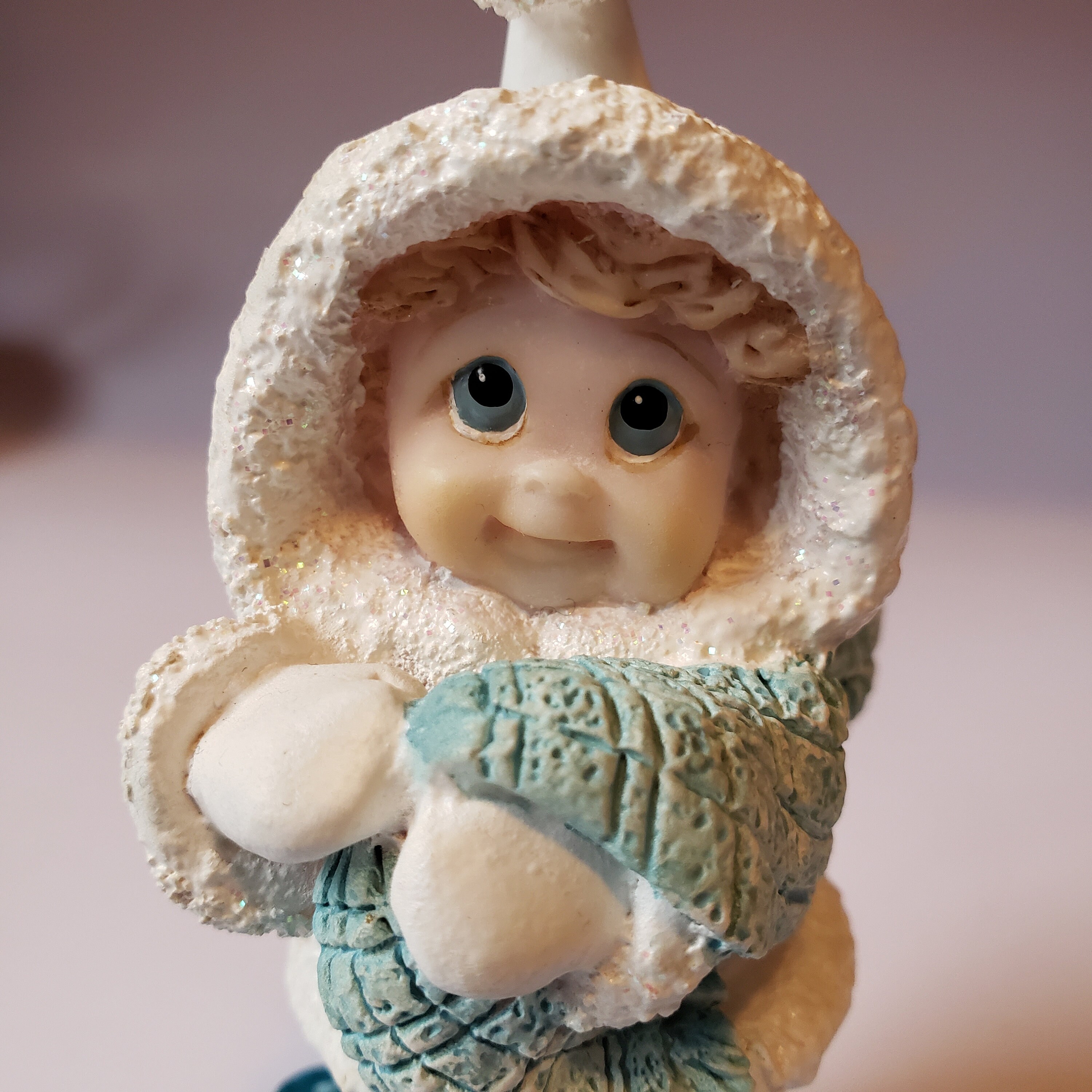 DREAMSICLES Northern Lights Speed Skater Figurine 1998 Etsy Canada