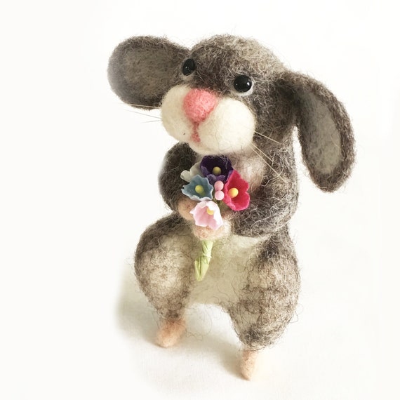 Needle Felted Mouse Little Mice White Mouse Felted Animal Mouse Filtz Felted  Miniature Wool Mouse Felt Sculpture Mouse Eco Toy 