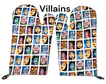 Oven Mitts / Oven Gloves / Kitchen Decor / Disney Villains / Dinnerware / Baking Supplies / Cooking Gift / Disney Oven Mitts Gift / Gift For