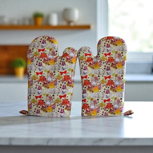 Handmade / Oven Mitts / Oven Gloves / Gift For Her / Cooking / Baking / Dinnerware / Gift Set / Kitchen Decor / Birthday Set / Housewarming