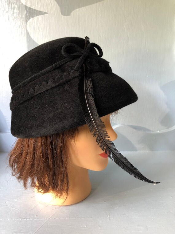 Vintage Black Velour Cloche Hat with Feather Plum… - image 1