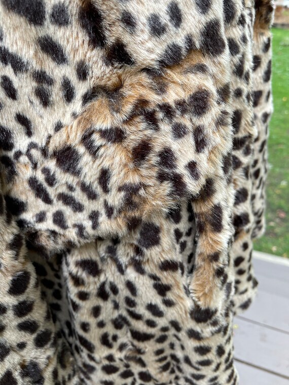 Silky Soft Vintage Leopard or Cheetah Faux Fur Co… - image 8