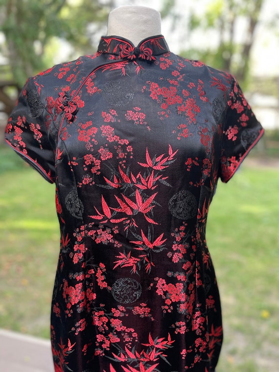 Cheongsam Elegant Silky Qipao Dress Black Red Asia