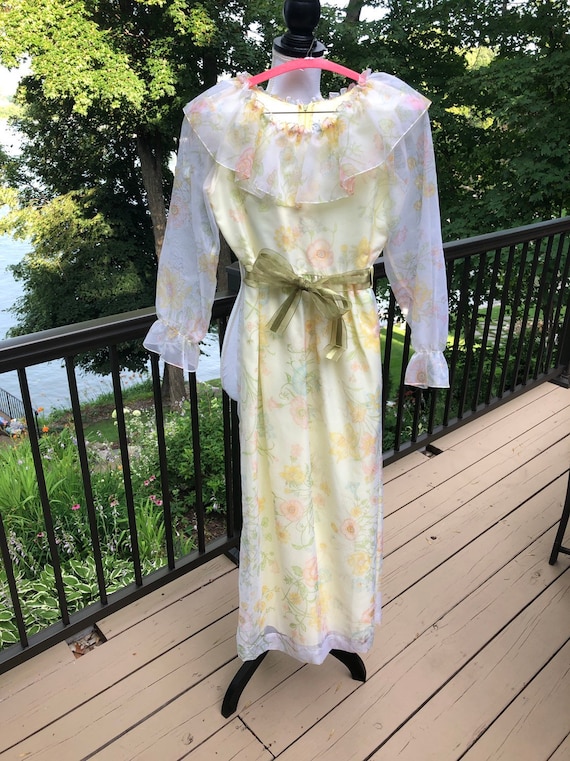 Yellow Floral Vintage Chiffon and Satin Long Slee… - image 1