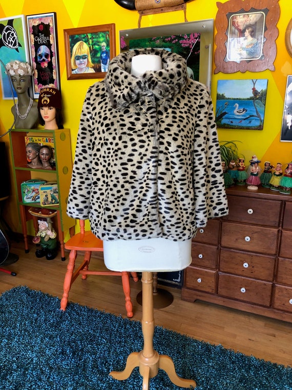 Silky Soft Vintage Leopard or Cheetah Faux Fur Coa