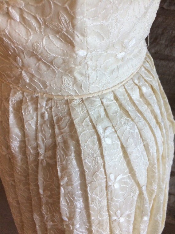1960s Cream Full Skirted Dress Cream Tone on Tone… - image 7